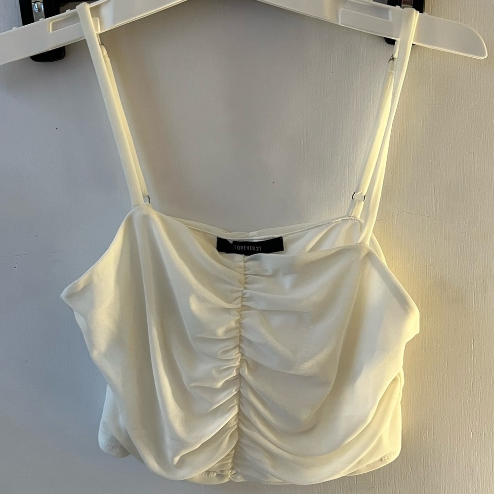 White crop ruched top
